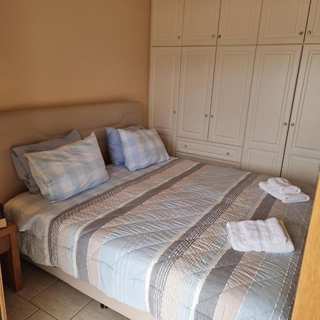 Alexandra'S Cozy Sea View Apartment أرغوستولي المظهر الخارجي الصورة