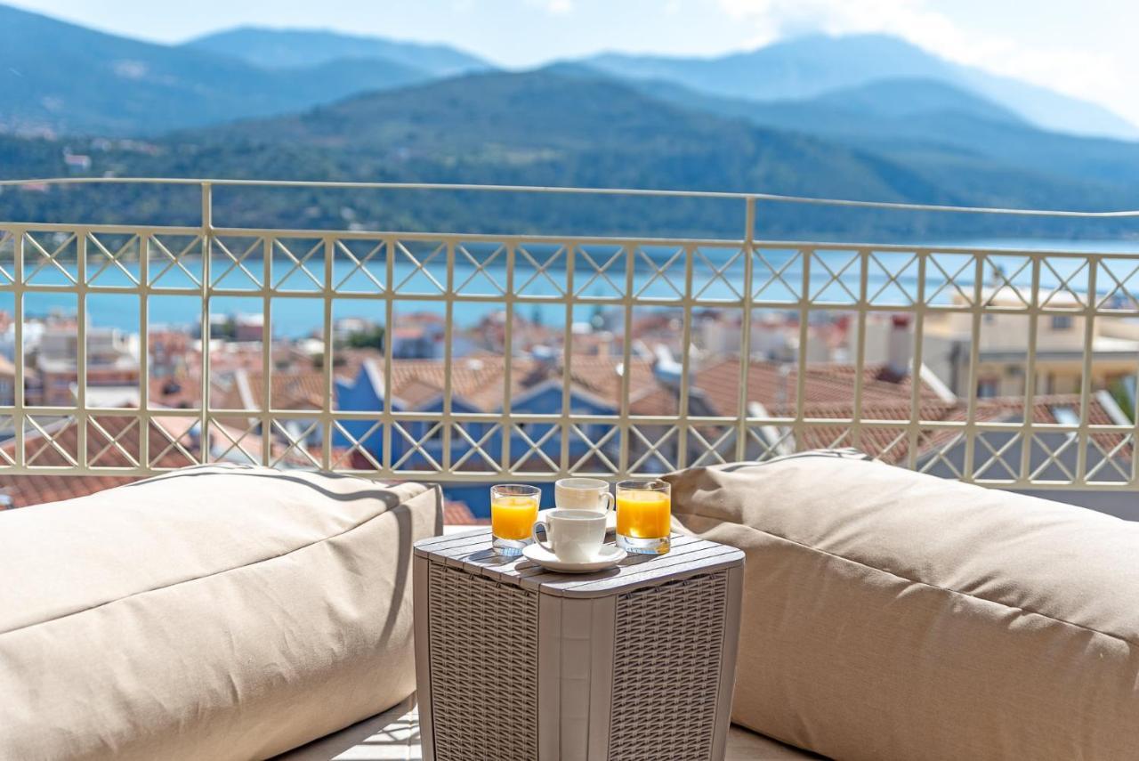 Alexandra'S Cozy Sea View Apartment أرغوستولي المظهر الخارجي الصورة