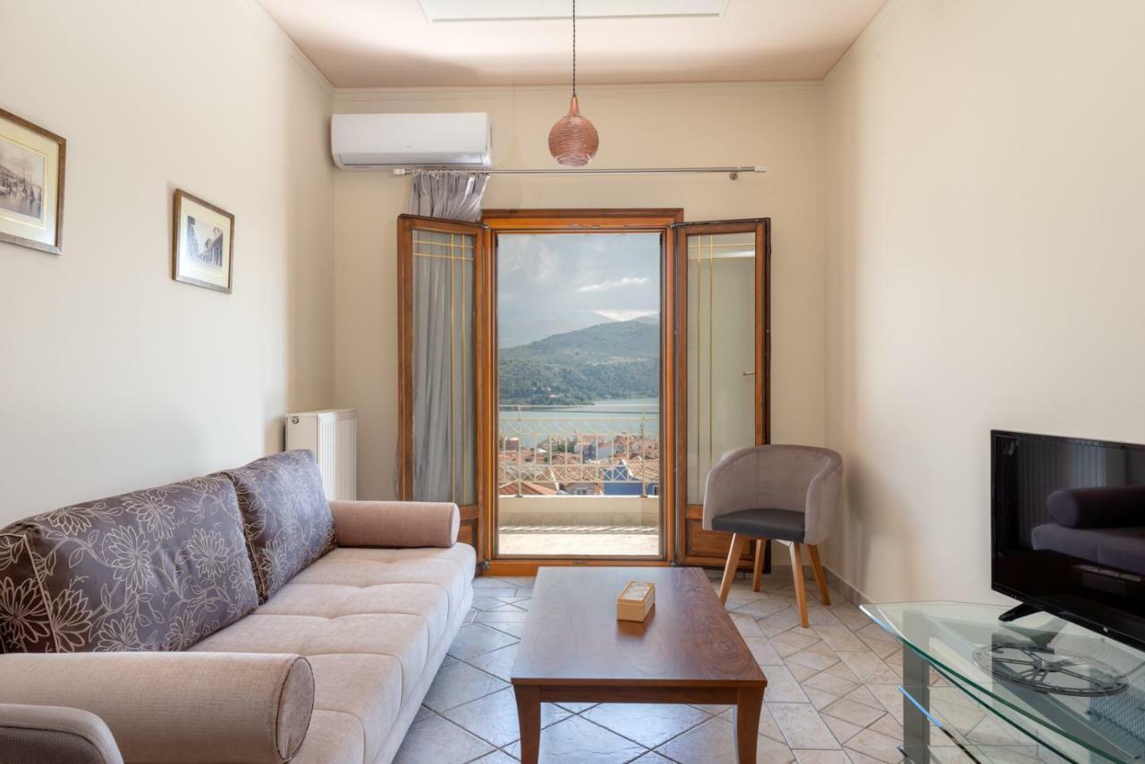 Alexandra'S Cozy Sea View Apartment أرغوستولي المظهر الخارجي الصورة